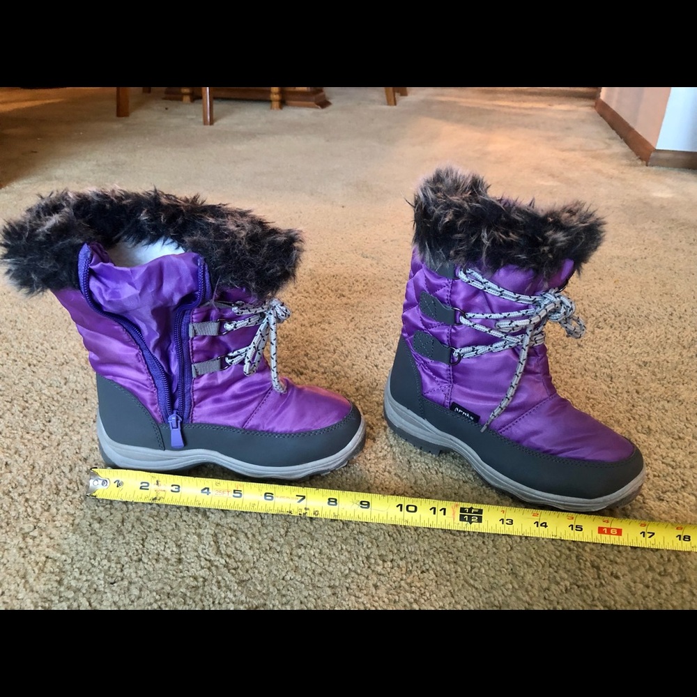 Purple Contrast Boots - Big kid size 3